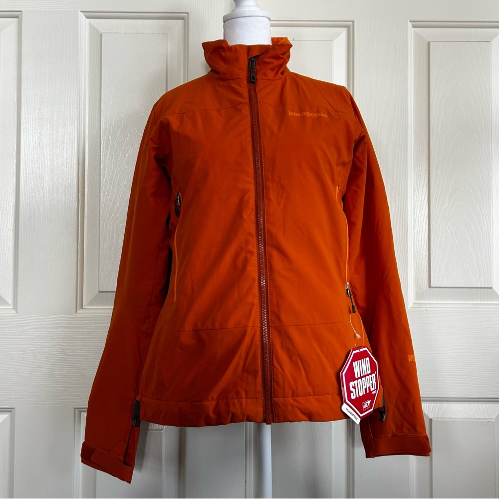 NWT Patagonia women’s jacket size Small